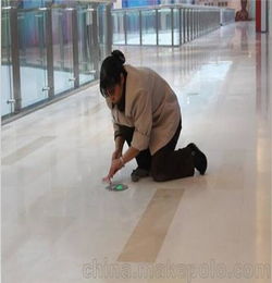 广州市专业保洁公司提供高档,小区物业日常清洁阿姨打扫维护